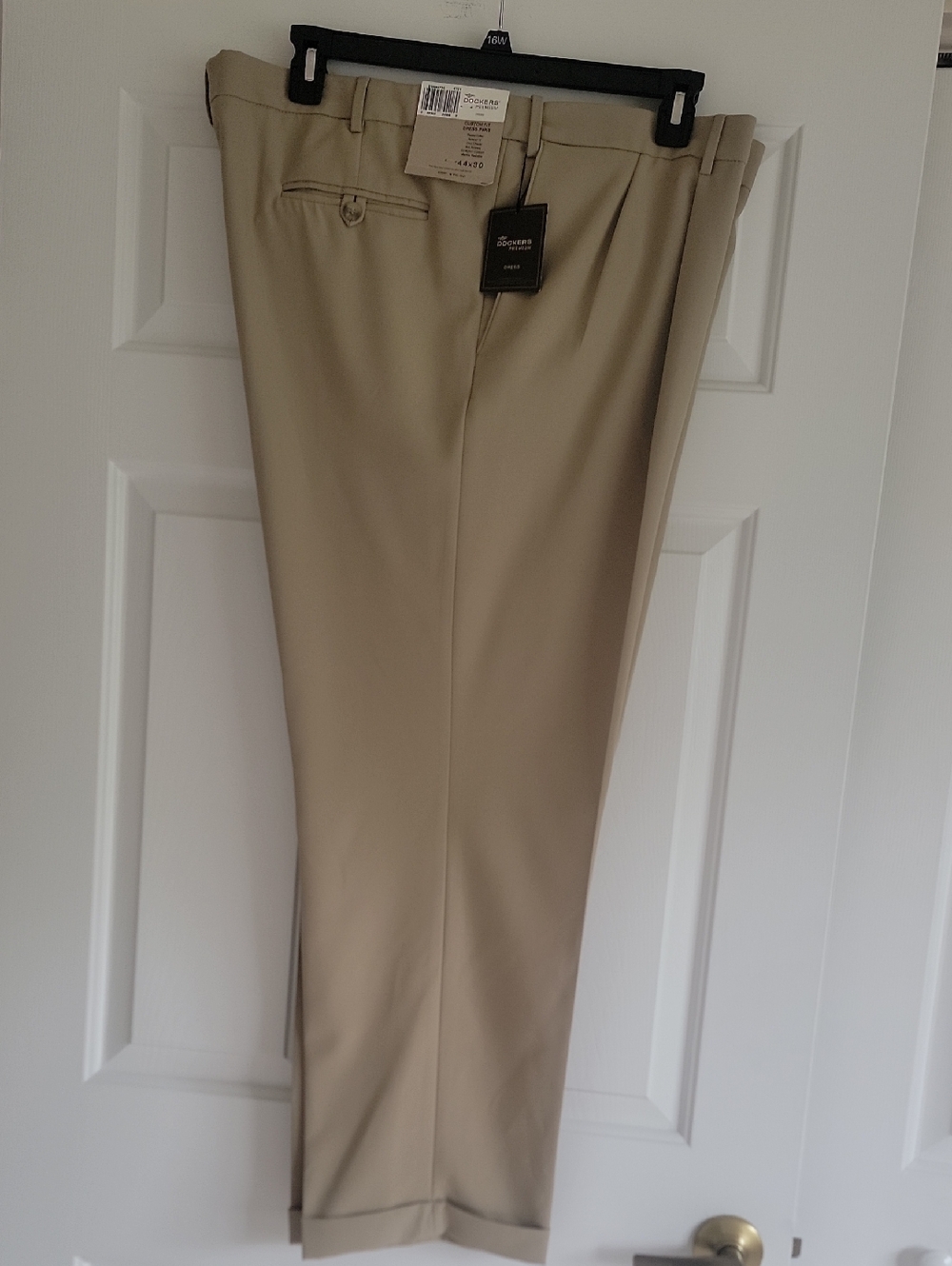Dockers Men's Dress Slacks in Khaki Tan, Size 44 X 30 NWT